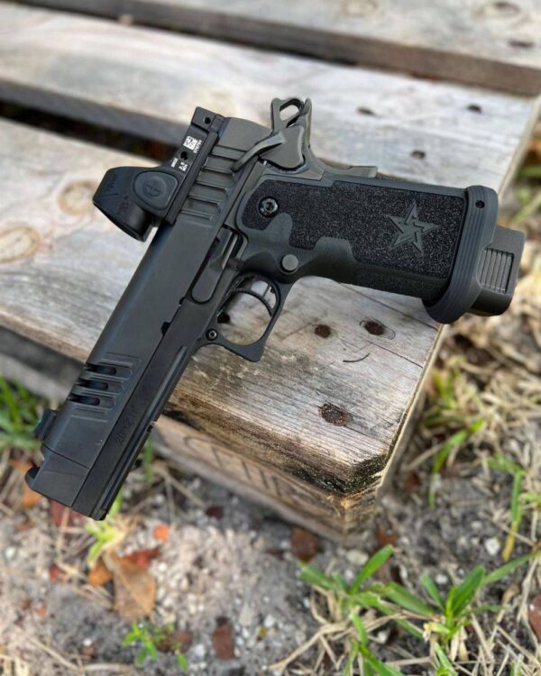 Staccato XC w Trijicon SRO